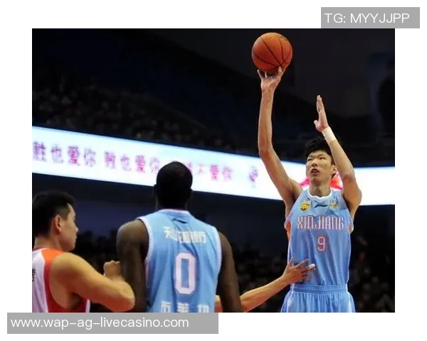 周琦谈归化球员标准强解能力与布拉切模板的深刻启示